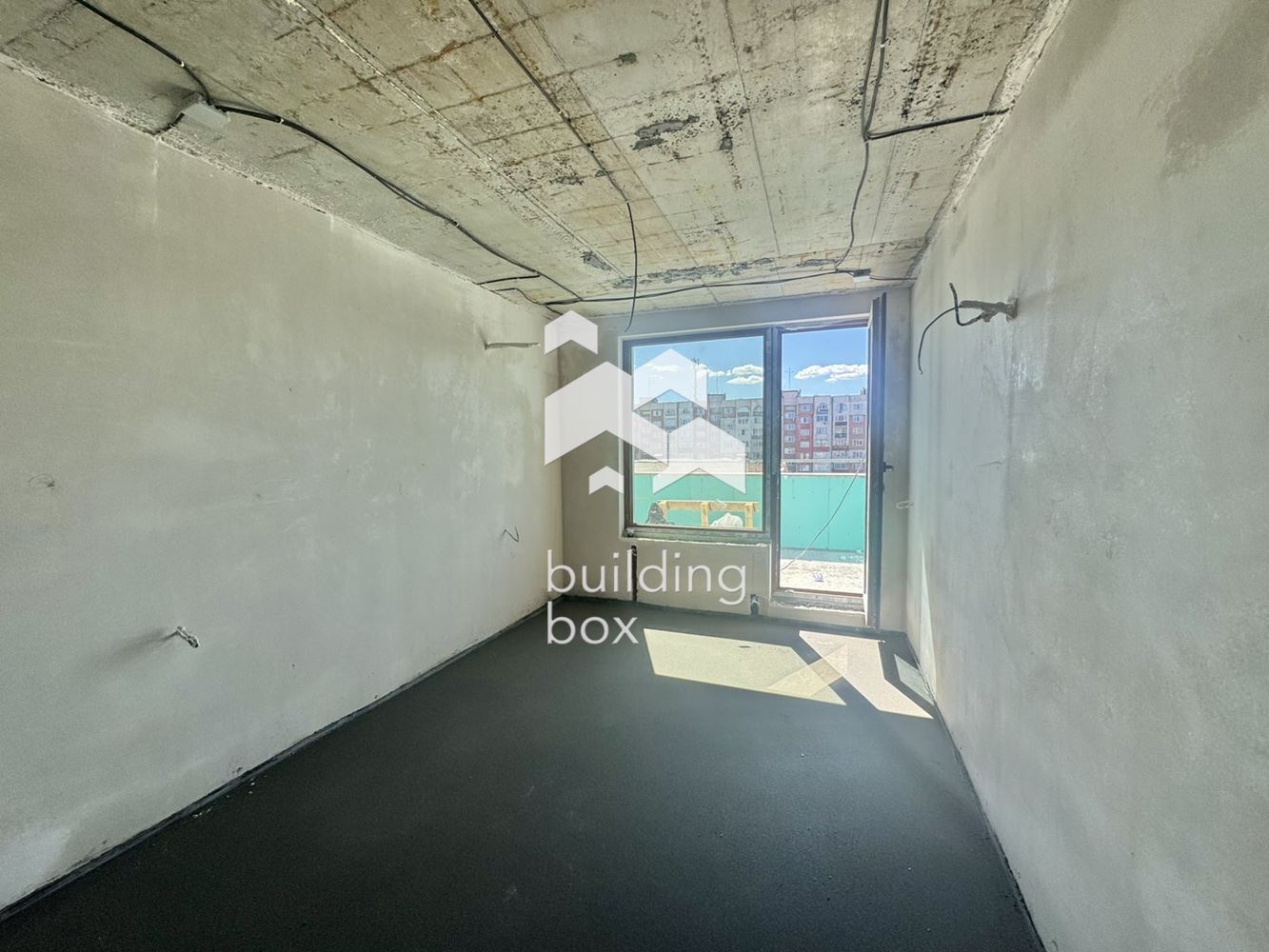 Тристаен апартамент с панорамна южна гледка до метростанция „Надежда“ - 0