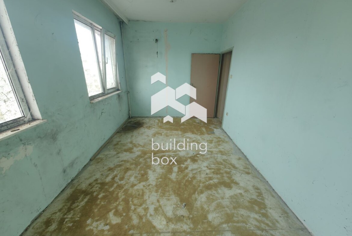 Тристаен саниран апартамент до Ефир 100 - 0