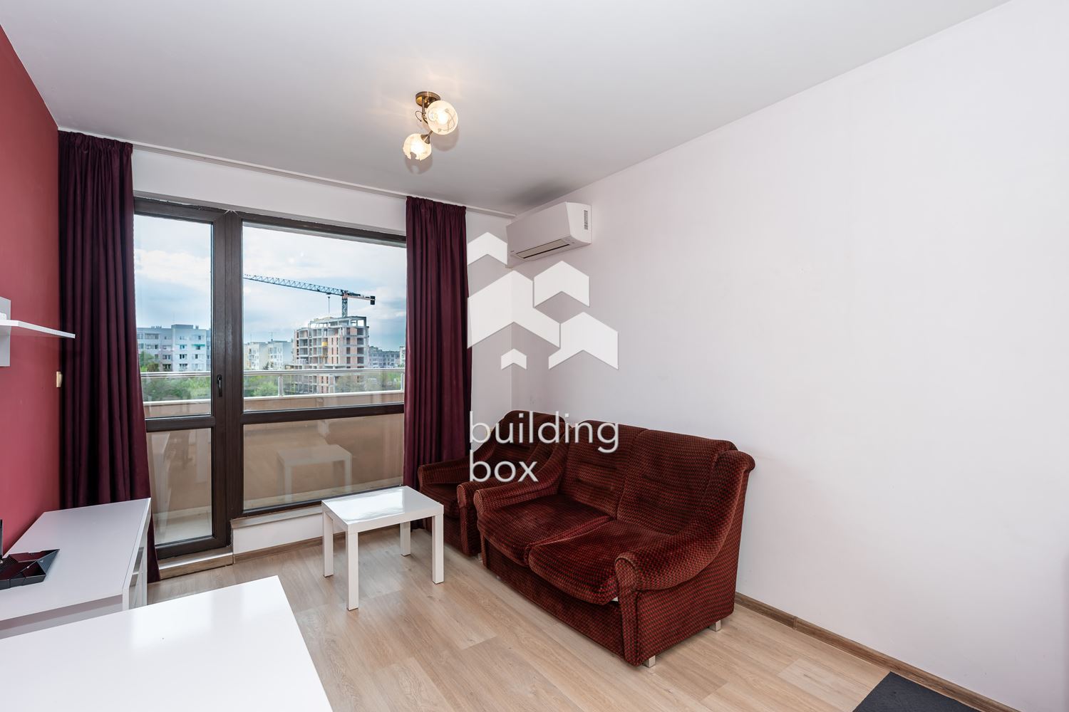 Тристаен обзаведен апартамент - 0