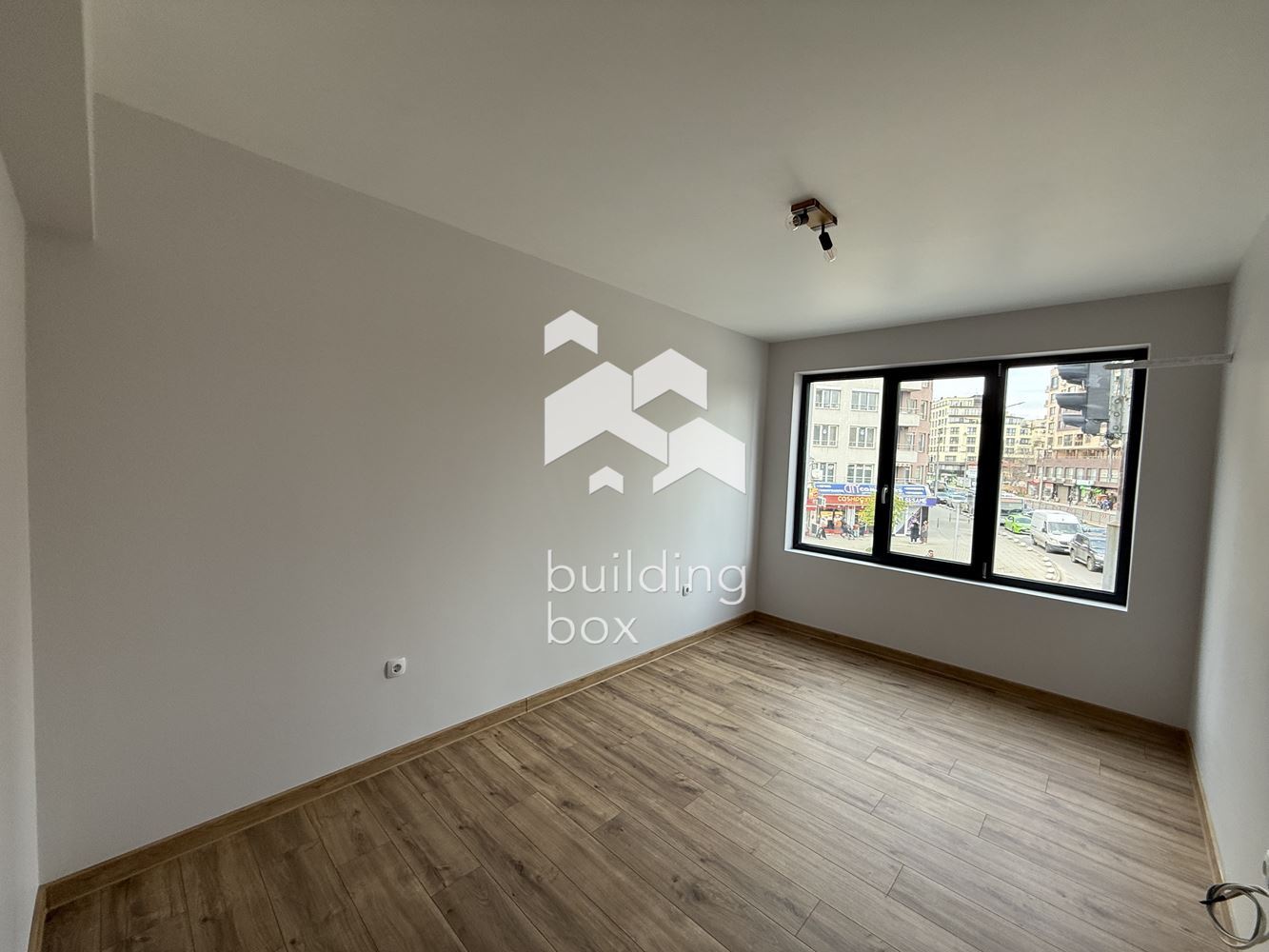 Обзаведен двустаен апартамент в центъра на гр. Пловдив - 0