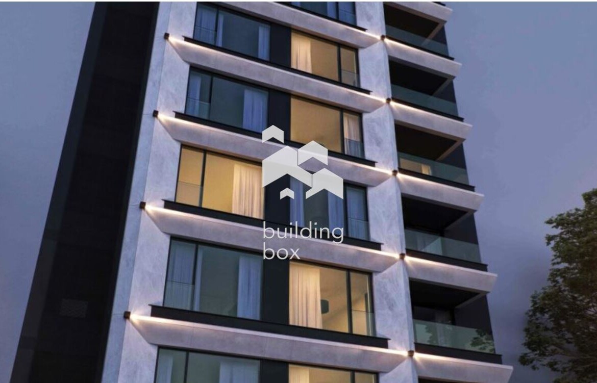 Двустаен апартамент на метри от метростанция „Опълченска“ - 0