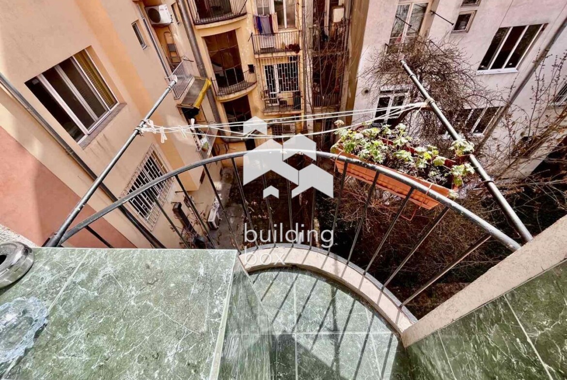 Бутиков двустаен апартамент до Петте кьошета. - 0