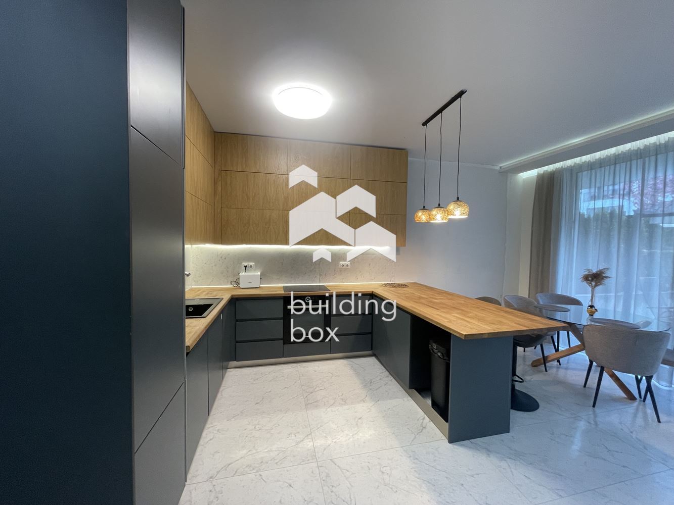 Просторен мезонет в затворен комплекс в Кръстова вада - 0