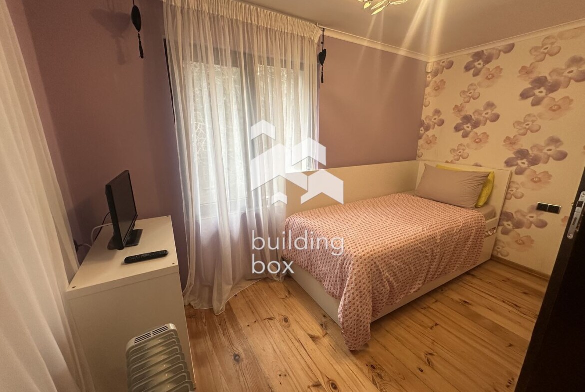 Уютна къща в с. Бистрица - 0