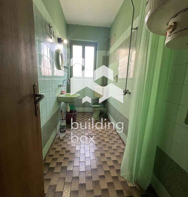 Етаж от къща в гр. Хисаря - 0