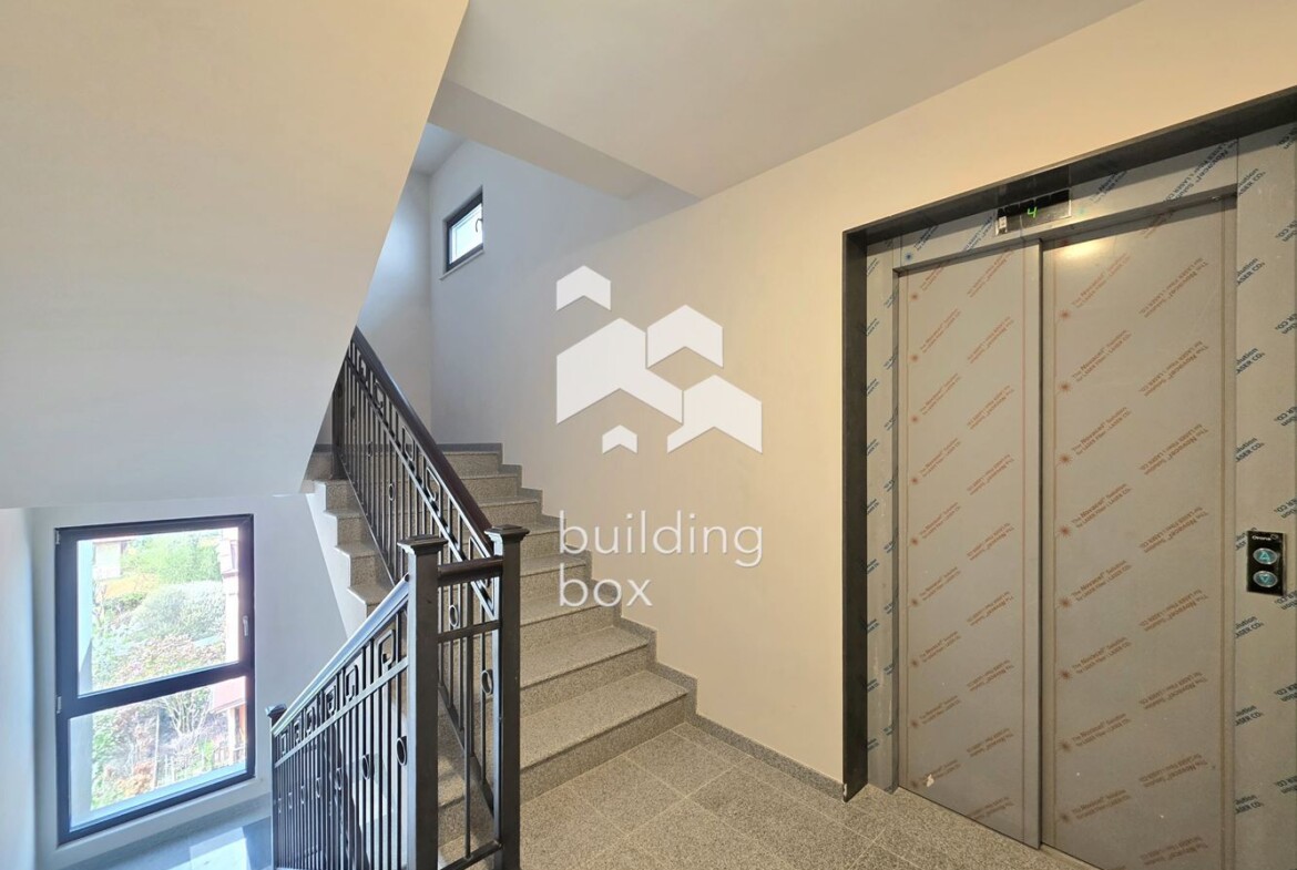 Стилен двустаен апартамент в Кръстова Вада - 0