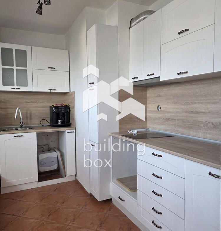 Тристаен апартамент - кв. Стрелбище - 0