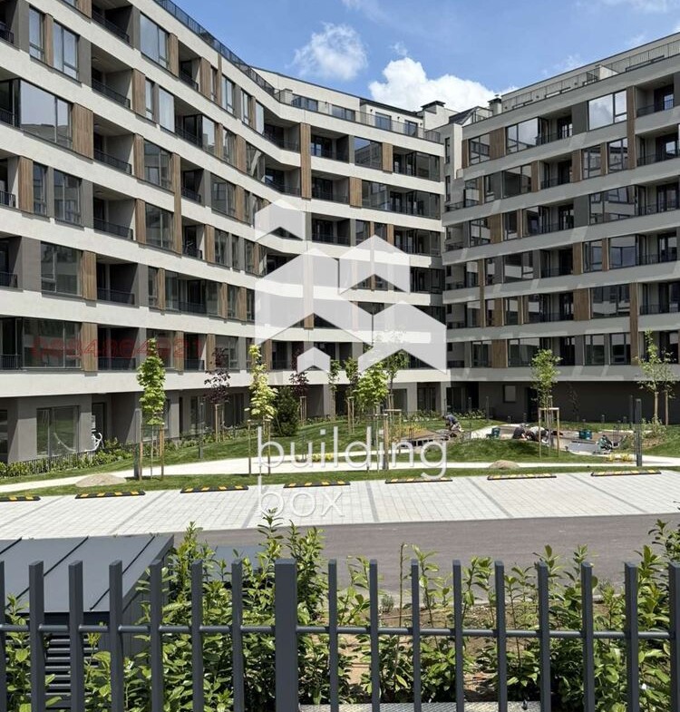 Тристаен апартамент - 0