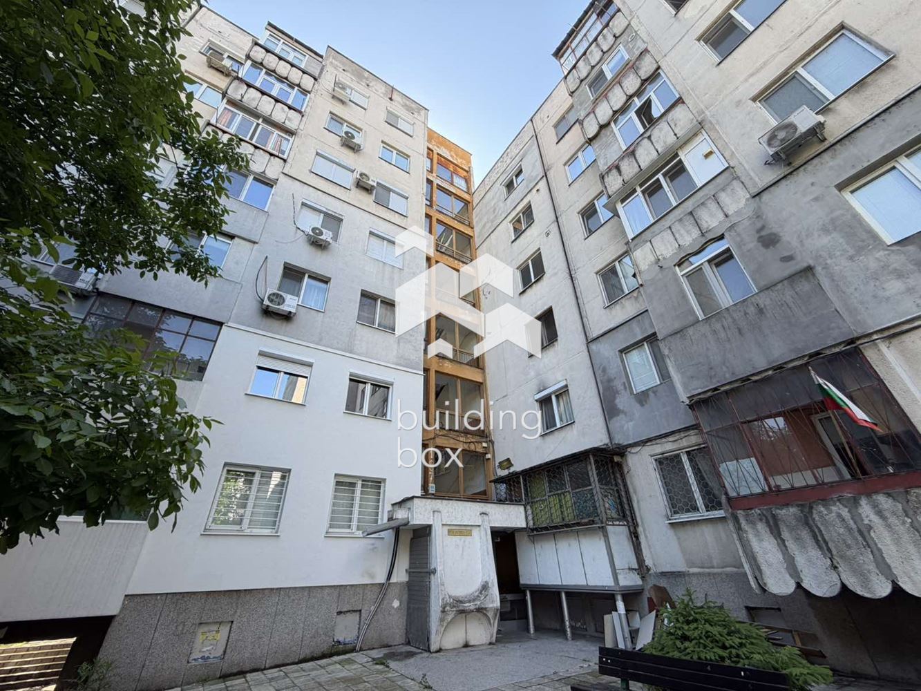 Тристаен под наем в центъра на гр. Пловдив - 0