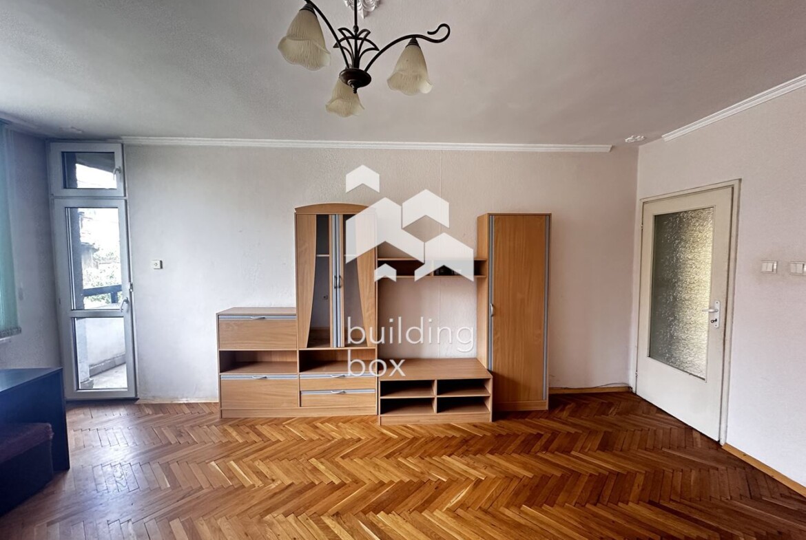 Продава 3-стаен - 0