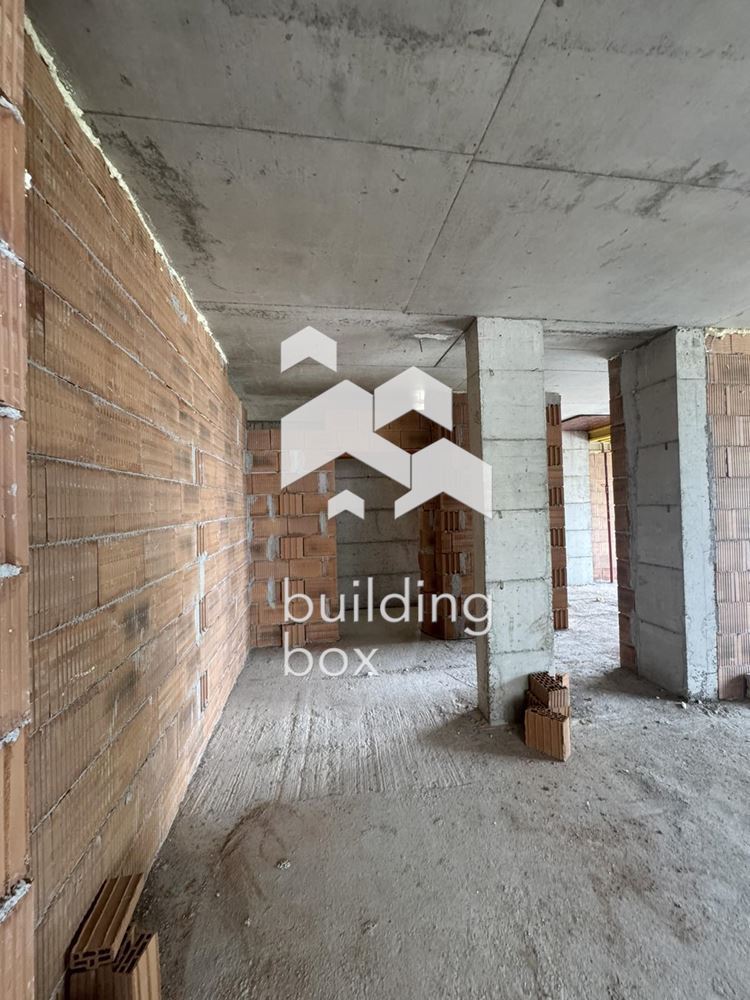 Продава тристаен апартамент в кв. Бояна-0 Продава тристаен апартамент в кв. Бояна - 0