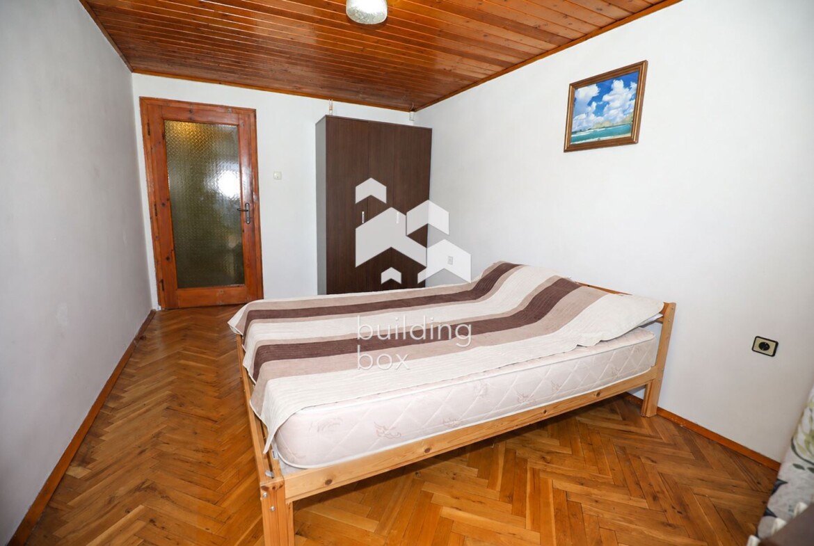 Тристаен апартамент в кв. Левски - 0