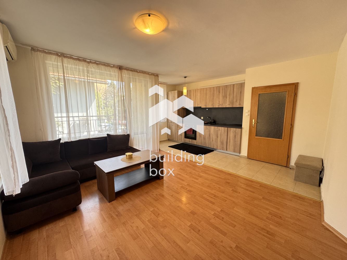 Двустаен апартамент в кв.Оборище - 0