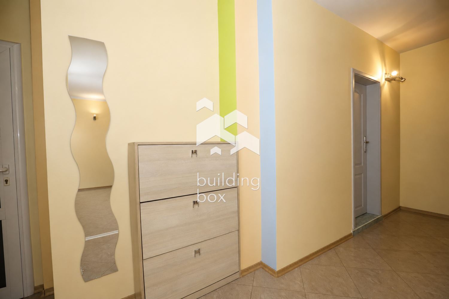 Продава тристаен апартамент в кв. Манастирски ливади - запад - 0