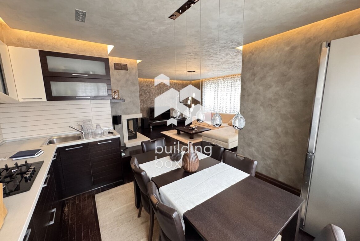 Тристаен апартамент на метри от мол Paradise - 0