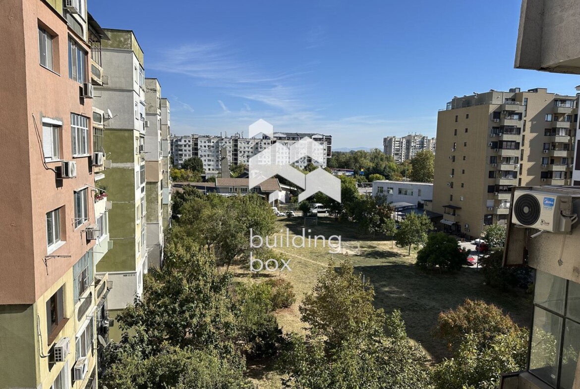 Тристаен апартамент зад Декатлон и Лидъл - кв. Тракия - 0