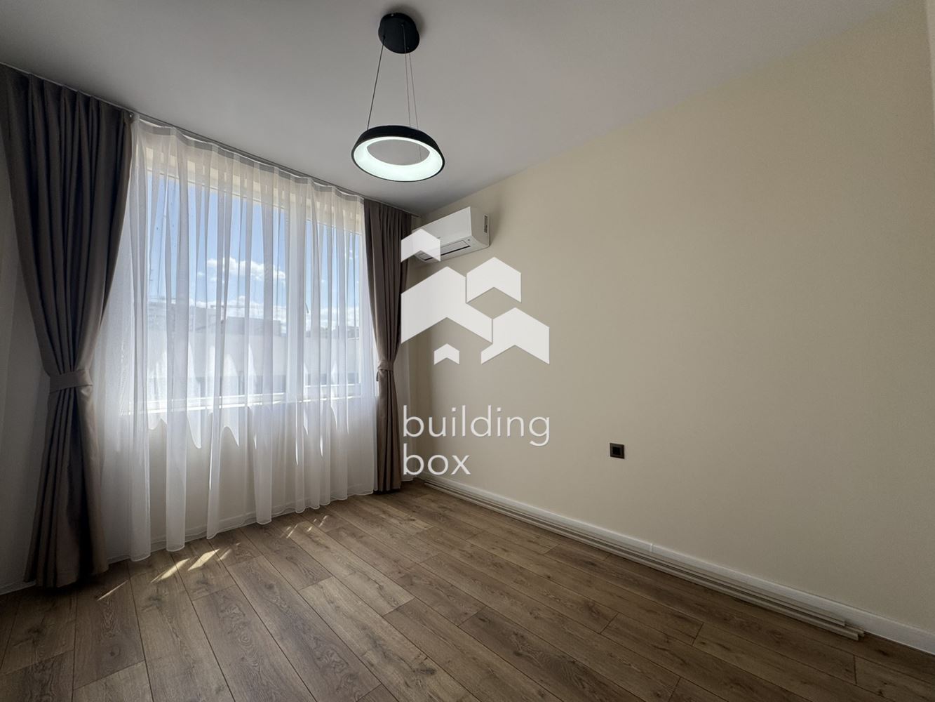 Тристаен обзаведен апартамент в Тракия - 0