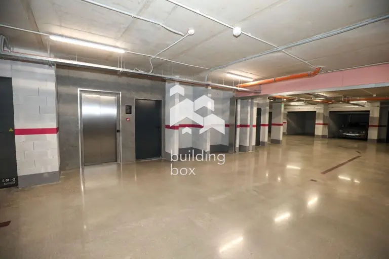 Паркомясто в комплекс АМАЯ 3